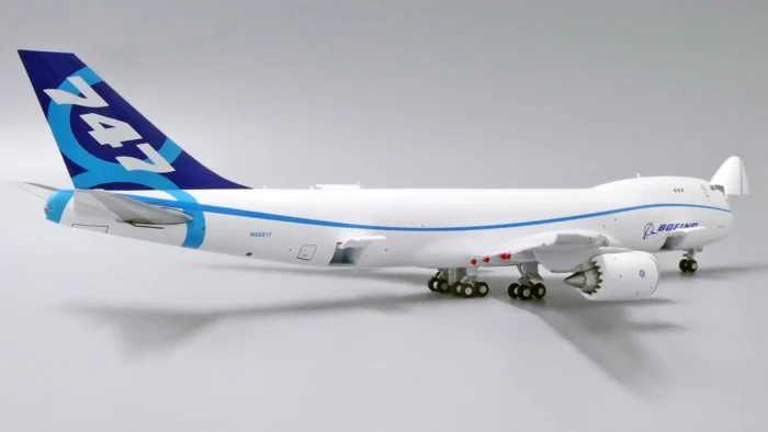 ماکت هواپیما بویینگ 747/8F مقیاس 1:400 (8)
