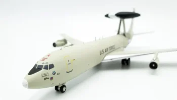 ماکت هواپیما بویینگ E-3B یو اس ایر فورس 300-707 1:200 (4)