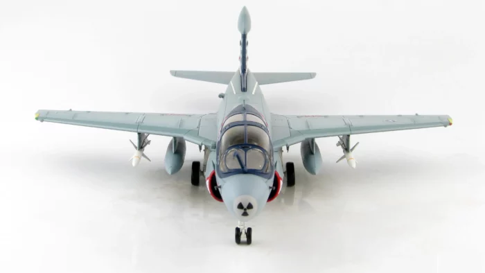 ماکت هواپیما گرومن EA-6B 1:72 (6)