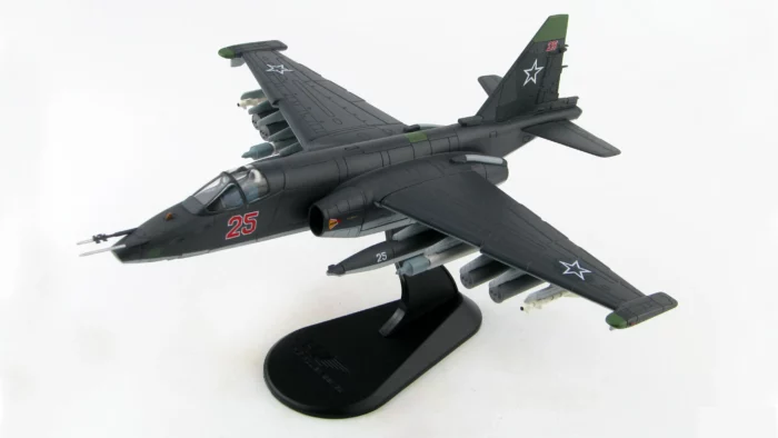 ماکت هواپیما روسی Su-25SM ایر فورس 1:72 (1)