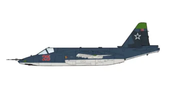 ماکت هواپیما روسی Su-25SM ایر فورس 1:72 (2)