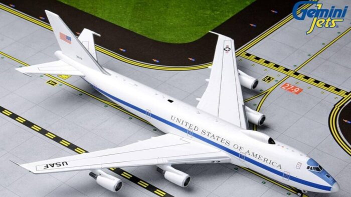 ماکت هواپیما بوئینگ E-4B نیروی هوایی آمریکا - Image 1