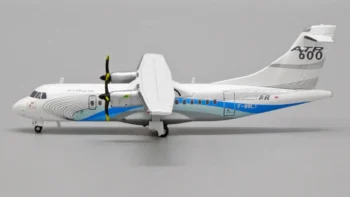ماکت هواپیما ای تی آر House Colors ATR42-600 (11)