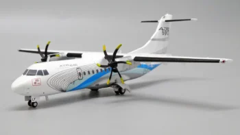 ماکت هواپیما ای تی آر House Colors ATR42-600 (5)