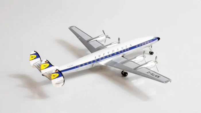 ماکت هواپیما Lockheed L1649 هواپیمایی لوفت هانزا (1)