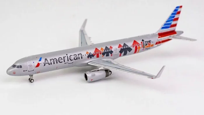 ماکت هواپیما ایرباس A321-200 هواپیمایی امریکن (3)