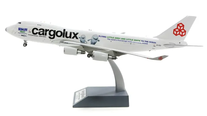 ماکت هواپیما بویینگ Cargolux "Sealife Trust" 747-400F (3)