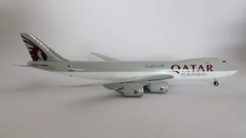 ماکت هواپیما بویینگ 747/8F هواپیمایی قطر Cargo A7-BGB (10)