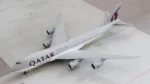 ماکت هواپیما بویینگ 747/8F هواپیمایی قطر Cargo A7-BGB (8)