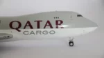 ماکت هواپیما بویینگ 747/8F هواپیمایی قطر Cargo A7-BGB (9)