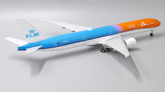 ماکت هواپیما بویینگ 777/300ER KLM Orange Pride 100 Years (3)