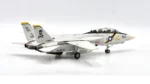 ماکت هواپیما کالیبر وینگز Grumman F-14A Tomcat Jolly Rogers نیرو دریایی آمریکا (1)