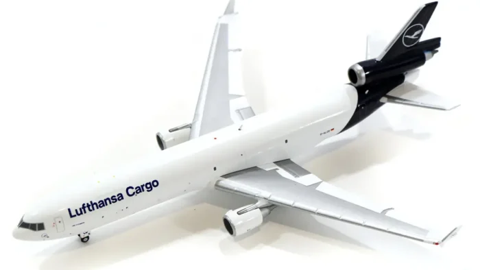 ماکت هواپیما جیمینی جت McDonnell Douglas MD-11F باربری لوفت هانزا (2)