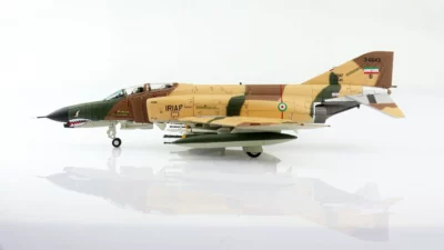 hobby-master-air-power-series-f-4e-phantom-iranian-air-force-ha19025