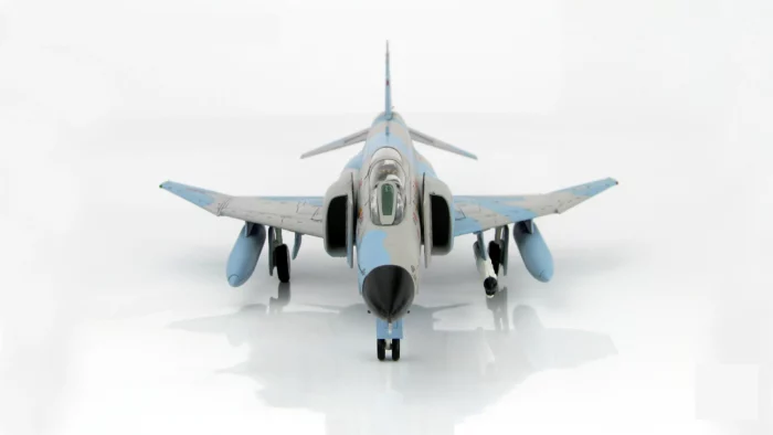 ماکت هواپیما هابی مستر McDonnell Douglas RF-4E نیرو هوایی ایران (4)