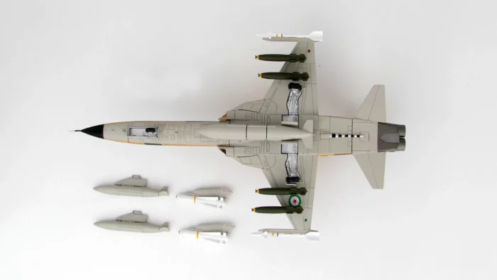 ماکت هواپیما هابی مستر Northrop Grumman F-5F نیرو هوایی ایران (1)