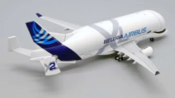 ماکت هواپیما ایرباس A330-743L نهنگ XL حمل و نقل بین المللی (10)