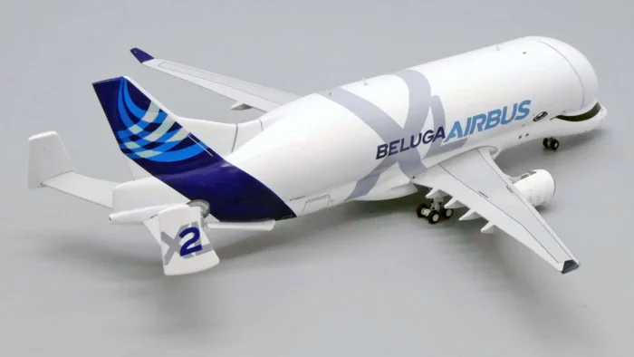 ماکت هواپیما ایرباس A330-743L نهنگ XL حمل و نقل بین المللی (10)