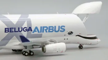 ماکت هواپیما ایرباس A330-743L نهنگ XL حمل و نقل بین المللی (3)