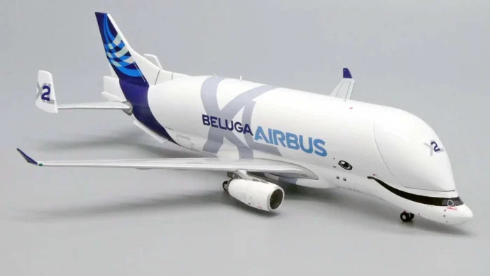 ماکت هواپیما ایرباس A330-743L نهنگ XL حمل و نقل بین المللی (7)