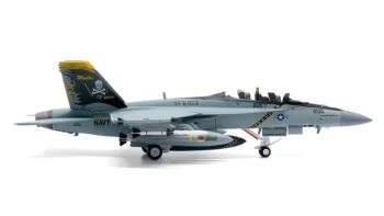 ماکت هواپیما جی سی وینگز F18F Super Hornet نیروی دریایی آمریکا (8)