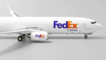 ماکت هواپیما جی سی وینگز FedEx Express B737-800 (1)