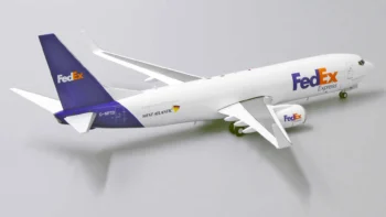 ماکت هواپیما جی سی وینگز FedEx Express B737-800 (17)
