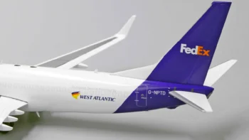 ماکت هواپیما جی سی وینگز FedEx Express B737-800 (2)