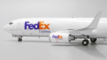 ماکت هواپیما جی سی وینگز FedEx Express B737-800 (3)
