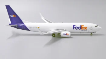 ماکت هواپیما جی سی وینگز FedEx Express B737-800 (8)