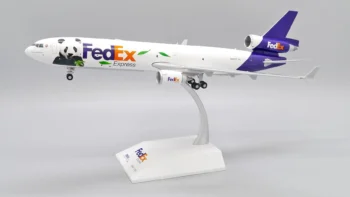 ماکت هواپیما جی سی وینگز FedEx Panda Express McDonnell Douglas (2)