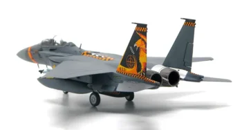 ماکت هواپیما جی سی وینگز McDonnell Douglas F15SG نیروی هوایی سنگاپور (5)