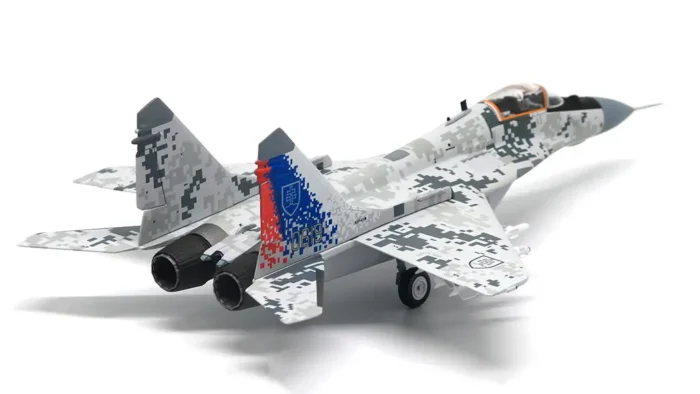 ماکت هواپیما جی سی وینگز MiG-29AS Fulcrum نیرو هوایی اسلواکی (6)