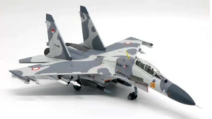 ماکت هواپیما سوخو جی سی وینگز SU-30 MK Flanker-C نیروی هوایی اندونزی (4)