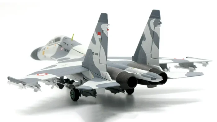 ماکت هواپیما سوخو جی سی وینگز SU-30 MK Flanker-C نیروی هوایی اندونزی (5)
