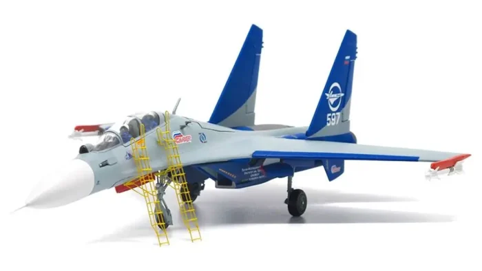 ماکت هواپیما سوخو جی سی وینگز Su30LL Flanker موسسه تحقیقاتی پرواز روسیه (2)