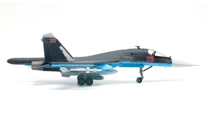 ماکت هواپیما سوخو جی سی وینگز Su34 Fullback نیرو هوایی روسیه (1)