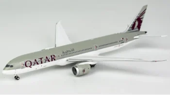 ماکت هواپیما بویینگ 9-787 Dreamliner هواپیمایی قطر (1)