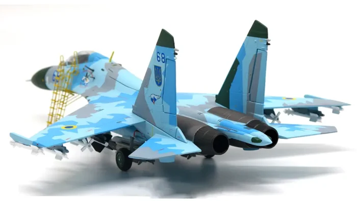 ماکت هواپیما سوخو SU-27UB Flanker-B نیرو هوایی اوکراین (5)