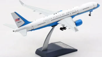 ماکت هواپیما بویینگ 200-757 C-32A USAF نیرو هوایی ایالات متحده (1)