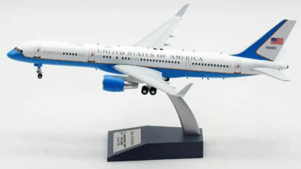 ماکت هواپیما بویینگ 200-757 C-32A USAF نیرو هوایی ایالات متحده (5)