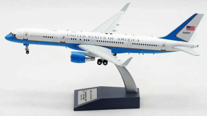 ماکت هواپیما بویینگ 200-757 C-32A USAF نیرو هوایی ایالات متحده (5)