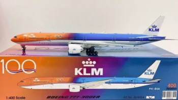 ماکت هواپیما بویینگ 777/300ER KLM (1)