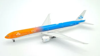 ماکت هواپیما بویینگ 777/300ER KLM (2)