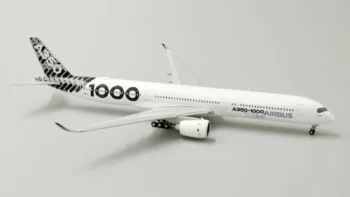 ماکت هواپیما ایرباس House Color A350-1000 الیاف کربن (7)