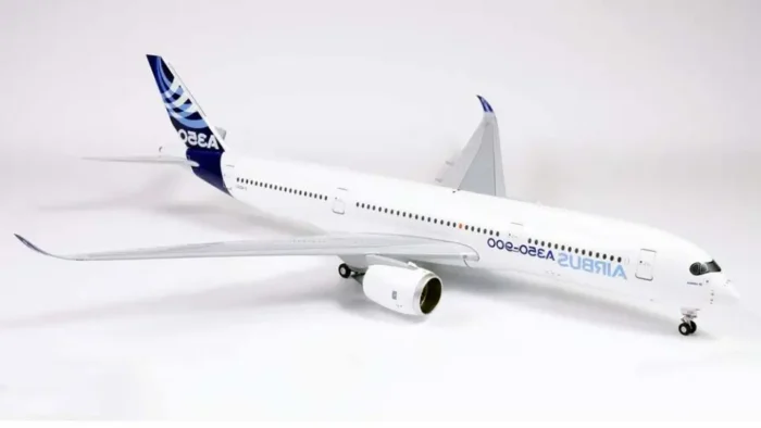 ماکت هواپیما ایرباس House Livery A350-900 جیسی وینگز (1)