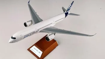 ماکت هواپیما ایرباس House Livery A350-900 جیسی وینگز (2)