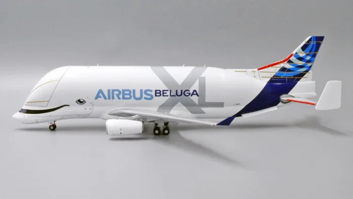 ماکت هواپیما ایرباس A330-743L BelugaXL حمل و نقل بین المللی (6)