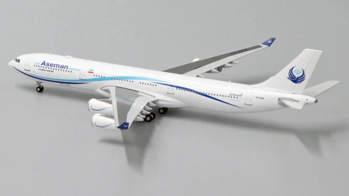 ماکت هواپیما ایرباس A340-300 هواپیمایی آسمان (9)