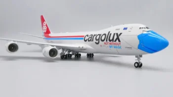 ماکت هواپیما بویینگ 747/8F Cargolux جیسی وینگز (1)